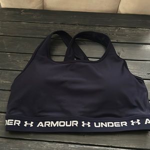 Womens Under Armour sports bra size XL